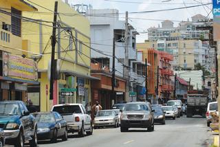 Si quiere tener una experiencia alucinante, la Calle Loíza le ofrece una interesante velada multicultural y comercial. / Foto por: Ricardo Alcaraz