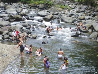 Uno de los ríos que puede disfrutar en El Yunque. / Foto por: Fernando Silva